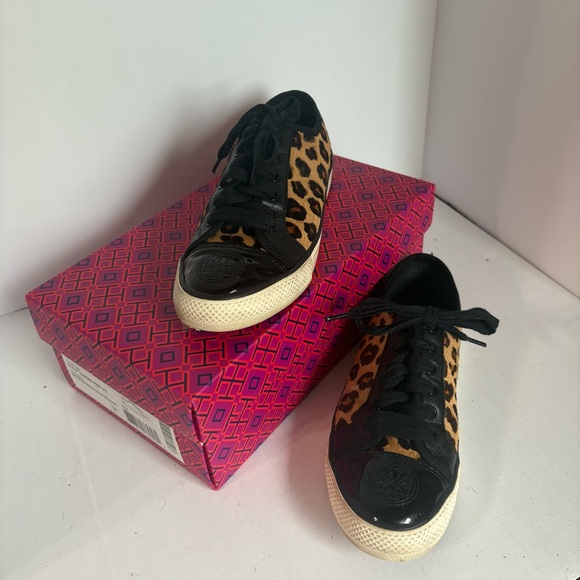 Shoes - Tory Burch Marin Ocelot calfskin Leopard Print Flat Lace Up Sneakers, size 7